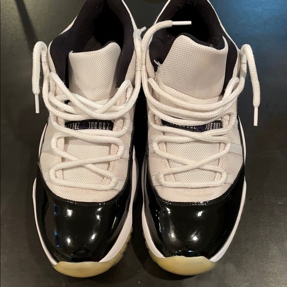Jordan Other - Air Jordan (Low) Concord 11
